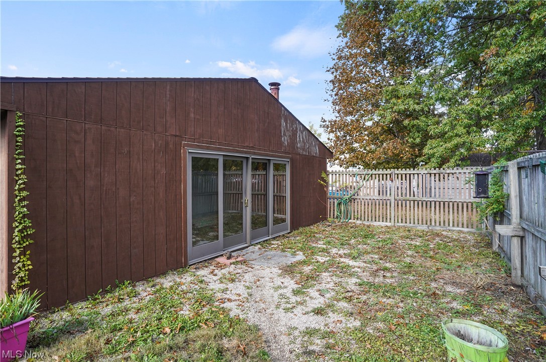 Charring Cross Mdws Allotment - Residential