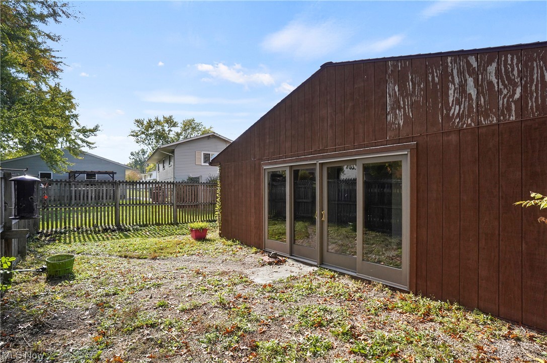 Charring Cross Mdws Allotment - Residential