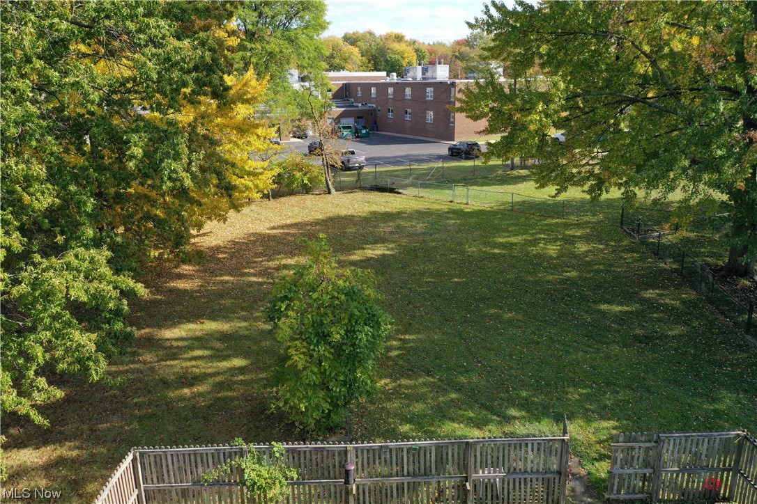 Charring Cross Mdws Allotment - Residential