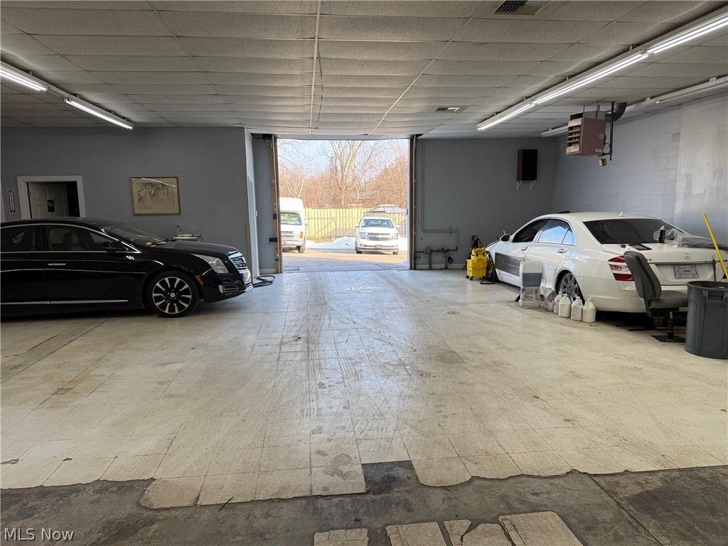 Photo of 4633 Northfield Road, North Randall, OH 44128 (MLS # 5192878)