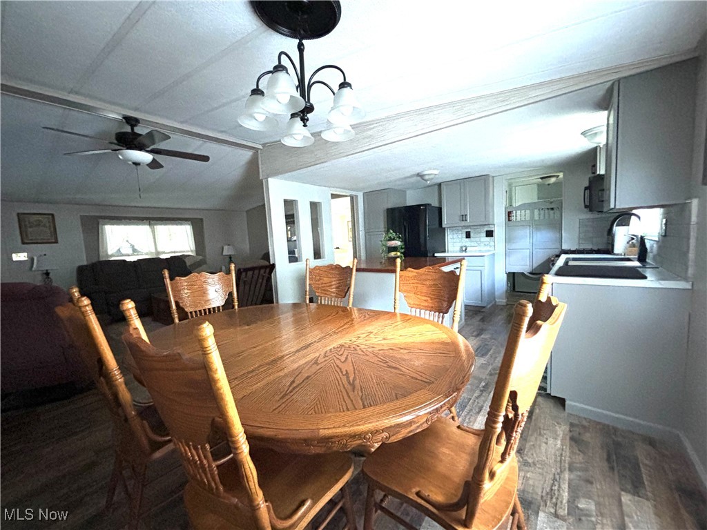 Southern Terrace Mobile Home Park - Residential