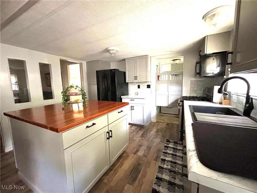 Southern Terrace Mobile Home Park - Residential