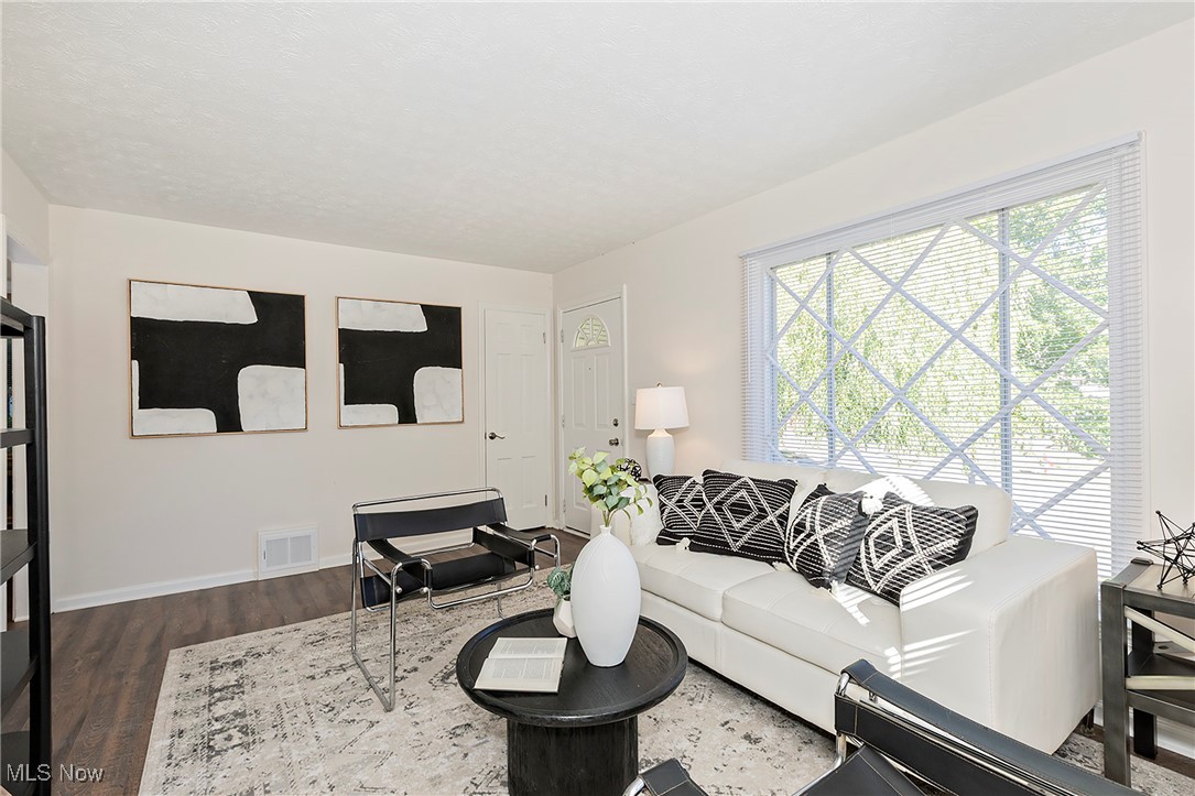 Mix King & Gobs - Residential