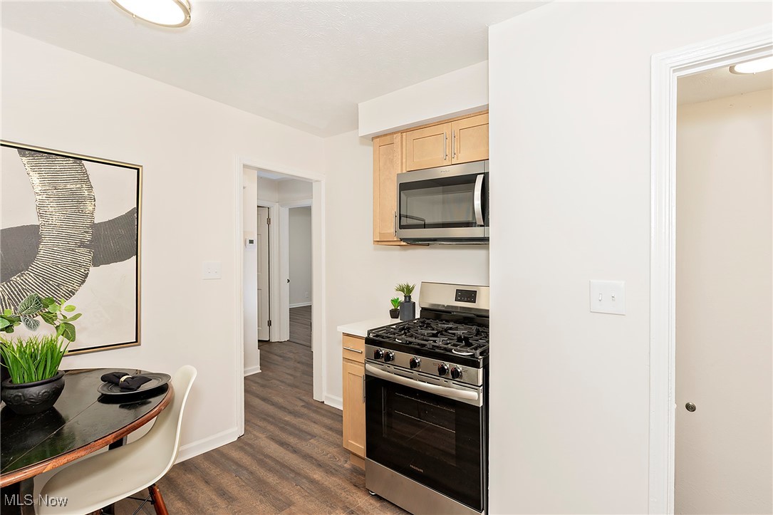 Mix King & Gobs - Residential