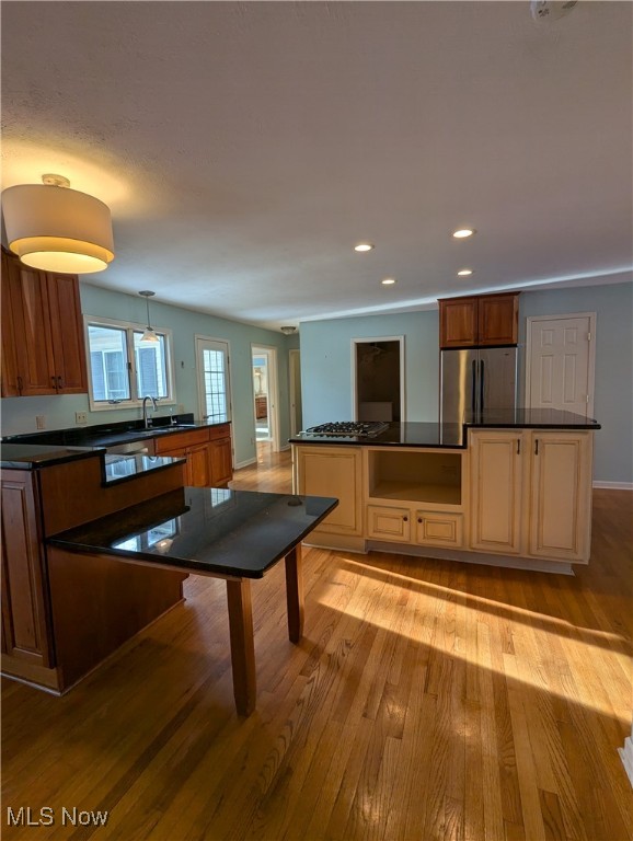 Towbridge Subdn Ph I - Residential Lease