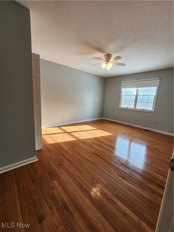 Towbridge Subdn Ph I - Residential Lease