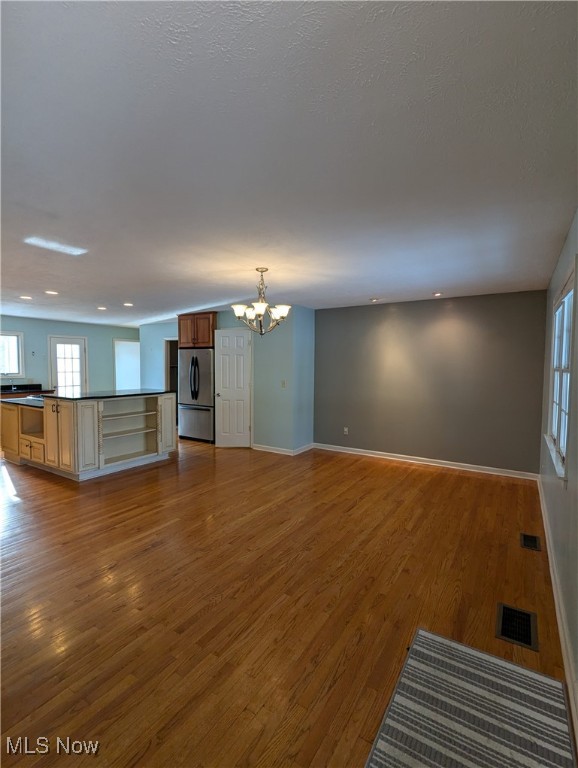 Towbridge Subdn Ph I - Residential Lease