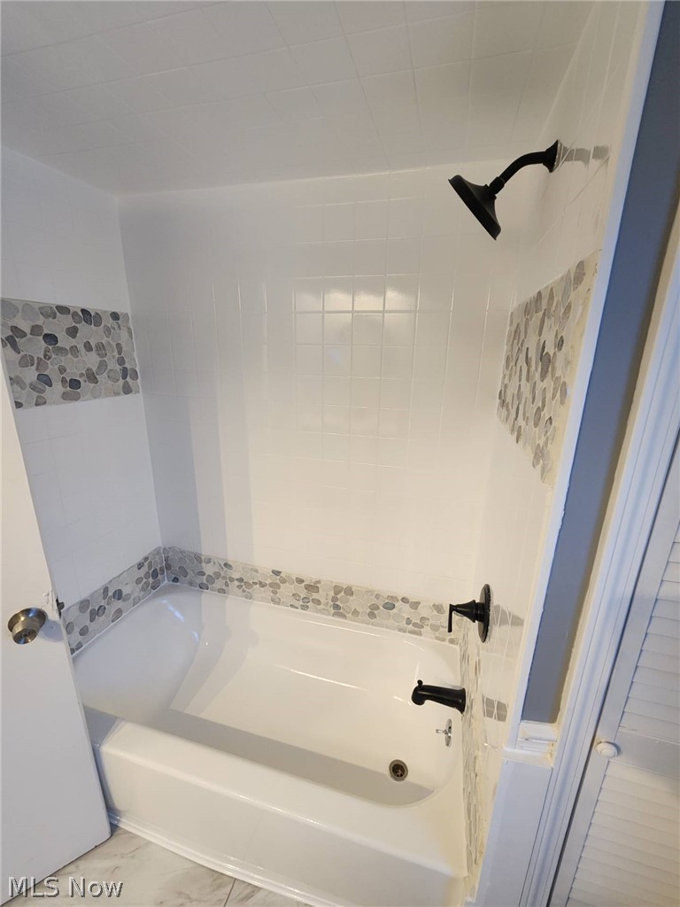 Garfield Blvd - Residential Lease