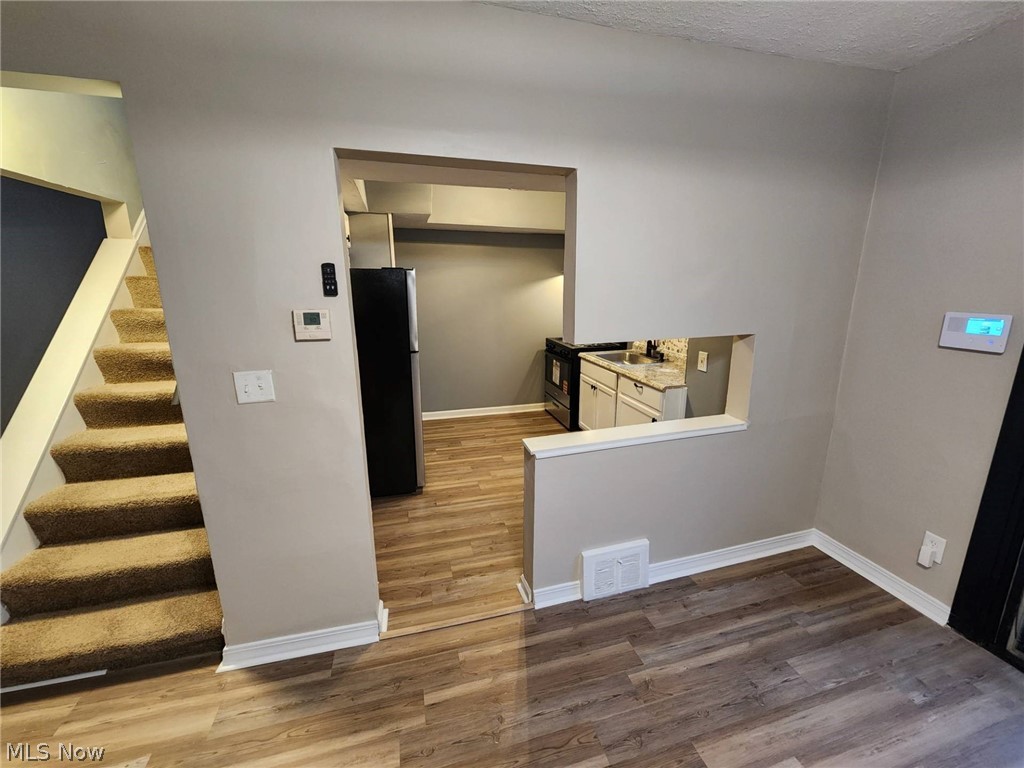 Garfield Blvd - Residential Lease