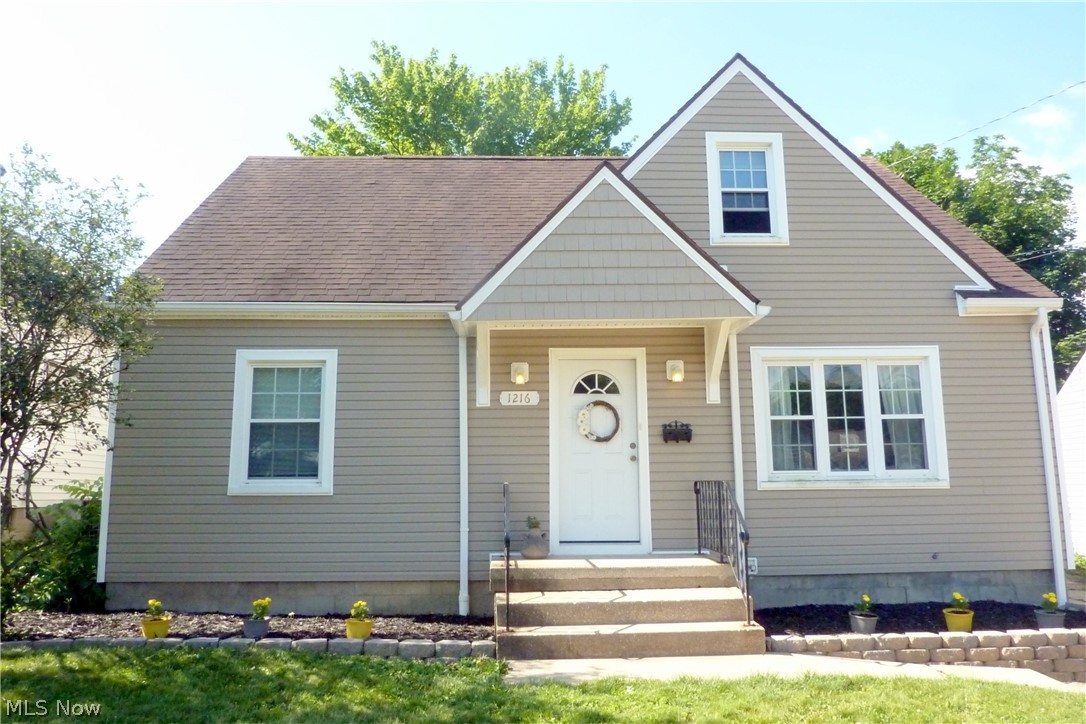 Welcome to 1216 Lincoln Ave. this 3bed 2bath home offers lots of charm! New siding & gutters 2014. First floor features hardwood floors 2 beds Fully Updated Bath 2017. Dining area with built-in cabinet. Kitchen includes ALL appliances New dishwasher 2018. 2nd Floor features large 3rd bedroom, sitting area, Fully Updated Bath 2017. Partially finished basement with Rec room, separate office/playroom/extra storage space, workshop & laundry are - waterproofed 2013, hotwater tank 2017. Interior has been painted with ECOS no VOC, no formaldehyde paints 2017. Treed backyard with partial wood fence, patio, fire pit. Close to grocery, shopping, restaurants, gym, park, schools & entertainment! MUST SEE!! Call Today for a private showing!