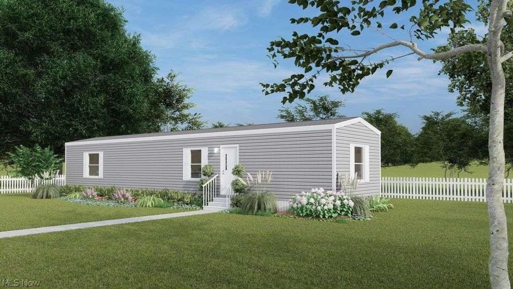 Photo of 1275 Norton Avenue #H4, Barberton, OH 44203 (MLS # 5192379)