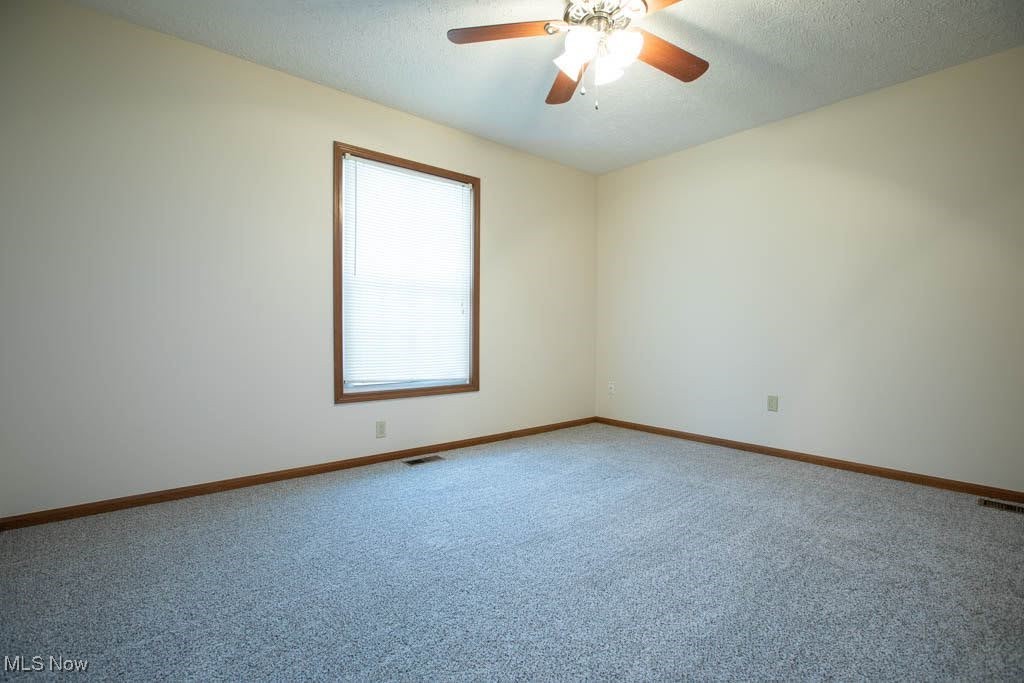 7220 Windsor Lane, Mentor, Ohio image 30