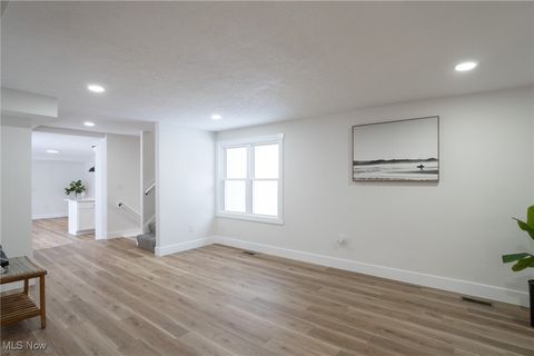 Tiny photo for 1038 Dell Circle NW, North Canton, OH 44720 (MLS # 5178862)