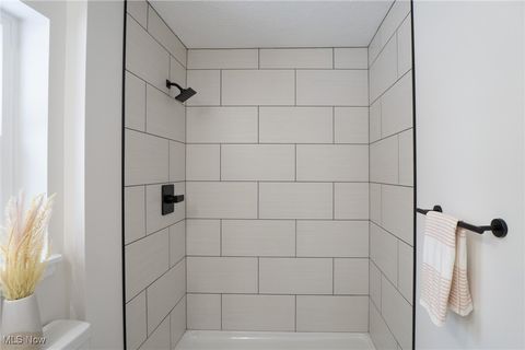 Tiny photo for 1038 Dell Circle NW, North Canton, OH 44720 (MLS # 5178862)