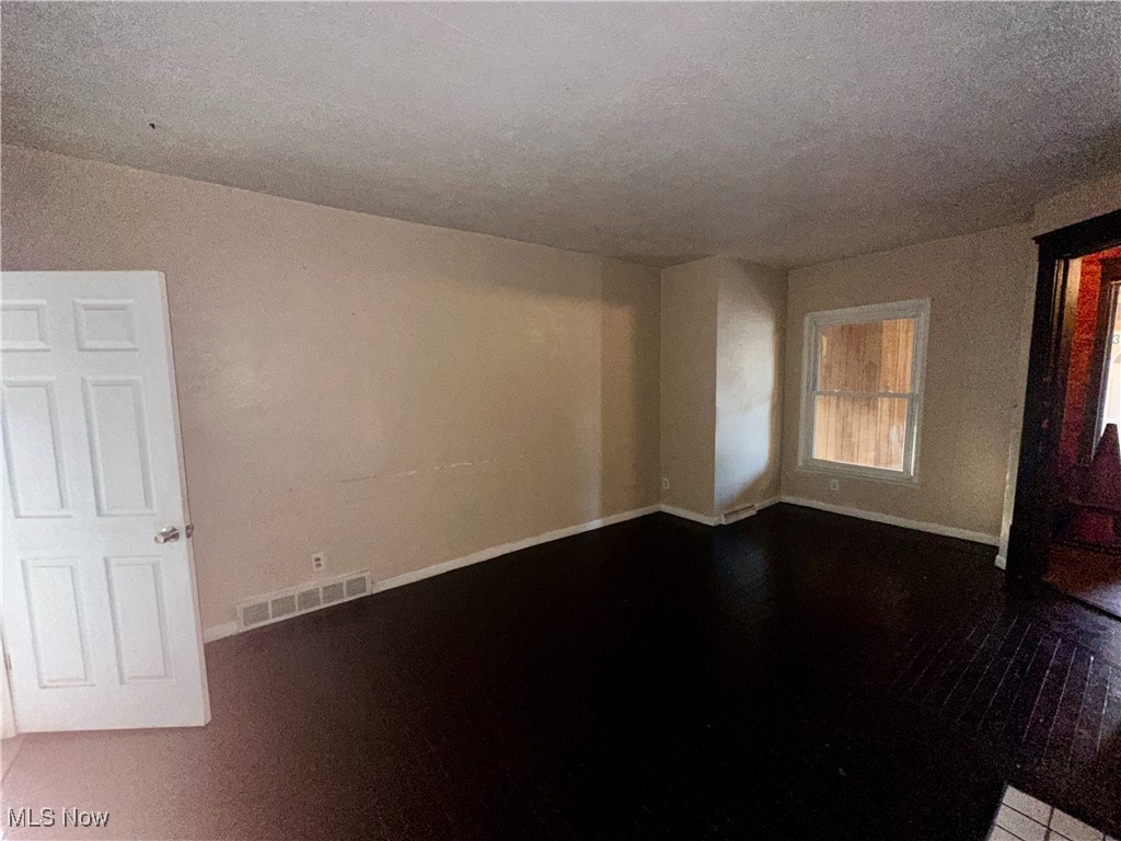 Ely - Residential Lease