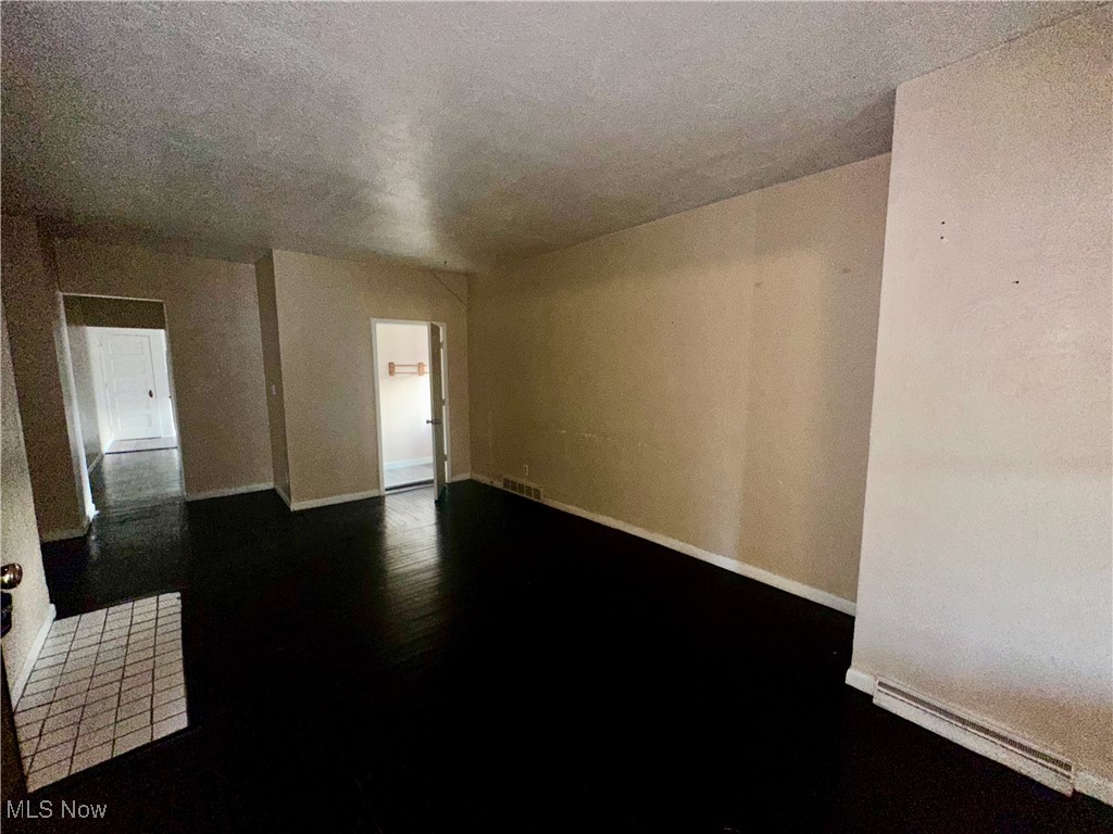 Ely - Residential Lease