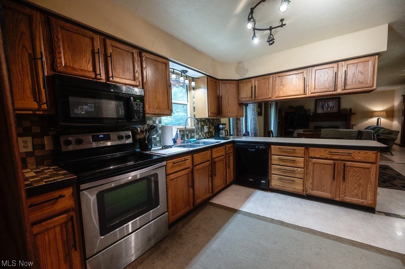 Gemini Estates - Residential