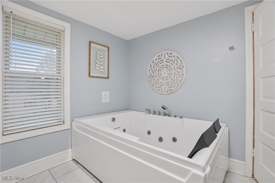 Village/Hartville - Residential