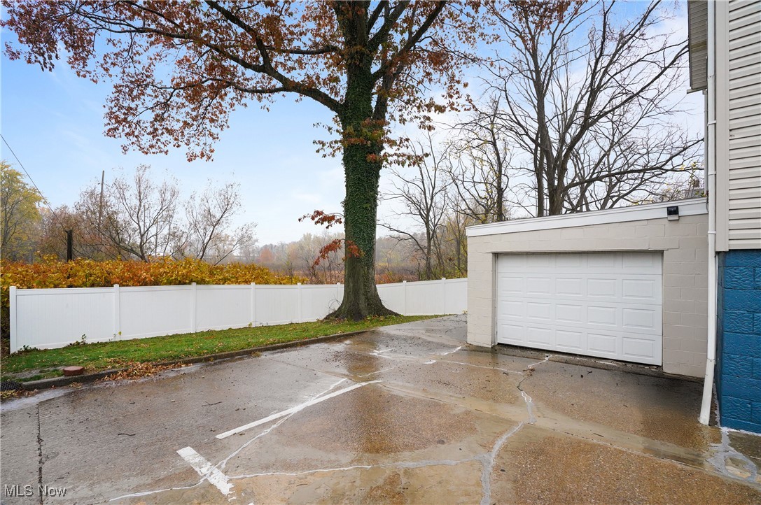 Village/Hartville - Residential