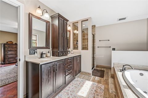 Tiny photo for 701 Ravine Drive N, McDonald, OH 44437 (MLS # 5202843)