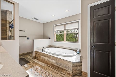 Tiny photo for 701 Ravine Drive N, McDonald, OH 44437 (MLS # 5202843)