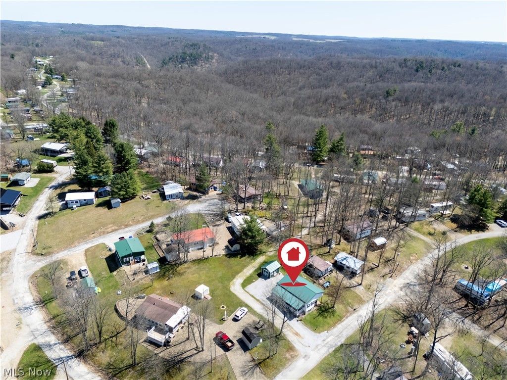 Photo of 367 Algonquion Autumn #Lot 367, Loudonville, OH 44842 (MLS # 5200632)