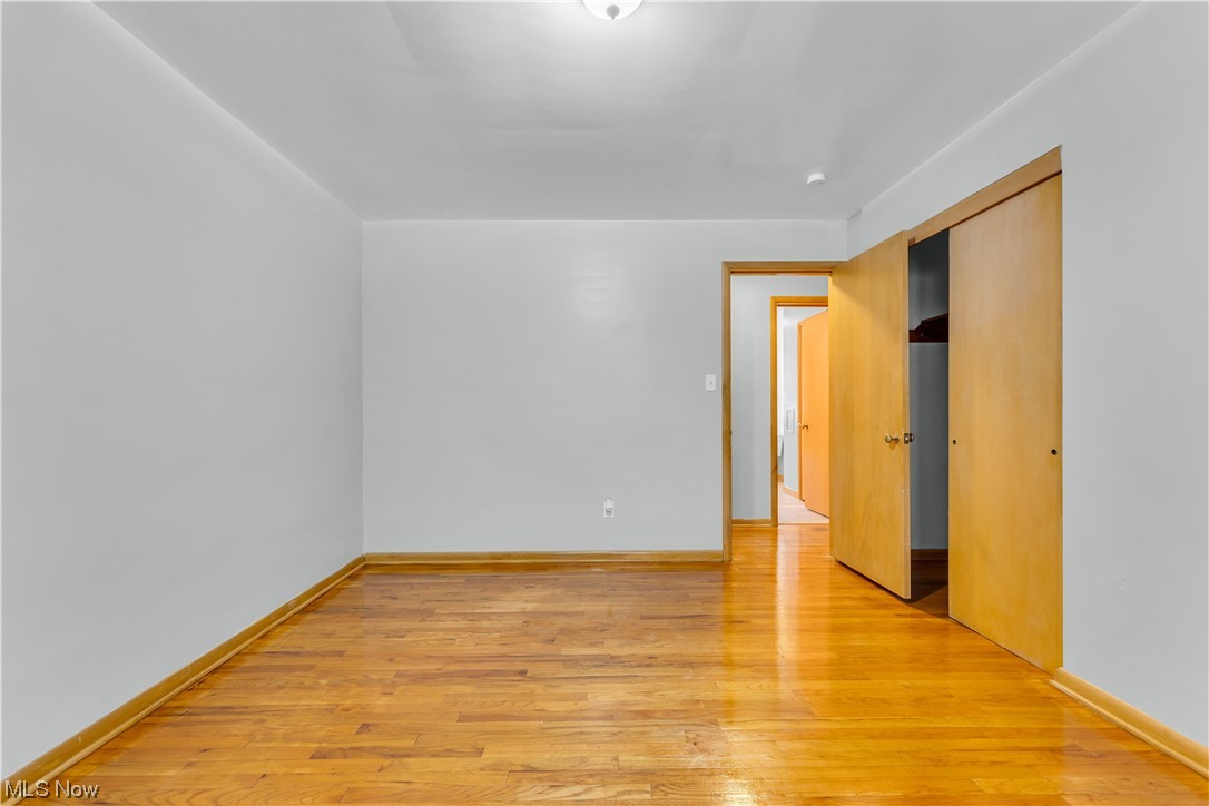 Suburban Dev Companys - Residential Lease