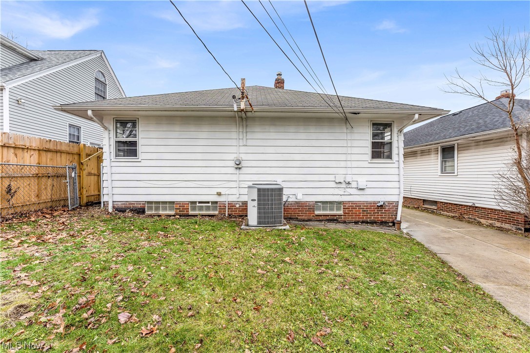 Suburban Dev Companys - Residential Lease