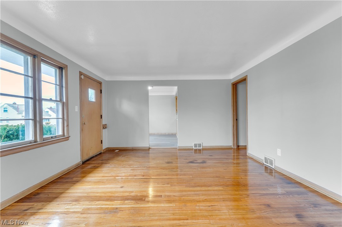 Suburban Dev Companys - Residential Lease