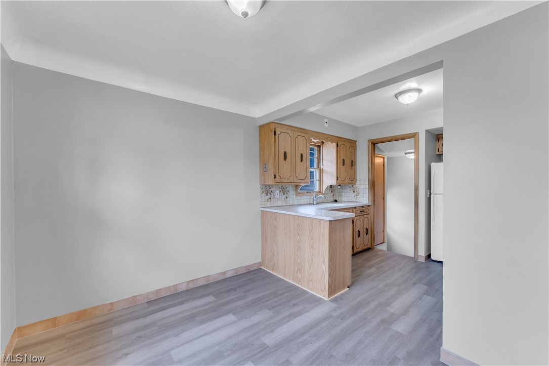 Suburban Dev Companys - Residential Lease