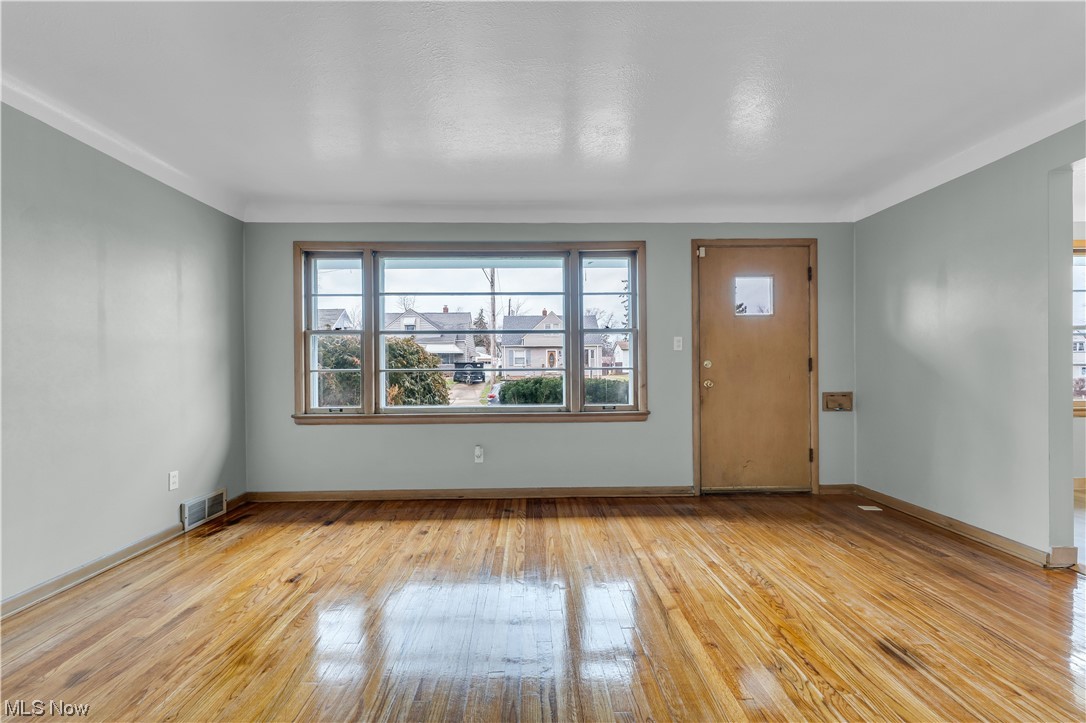 Suburban Dev Companys - Residential Lease