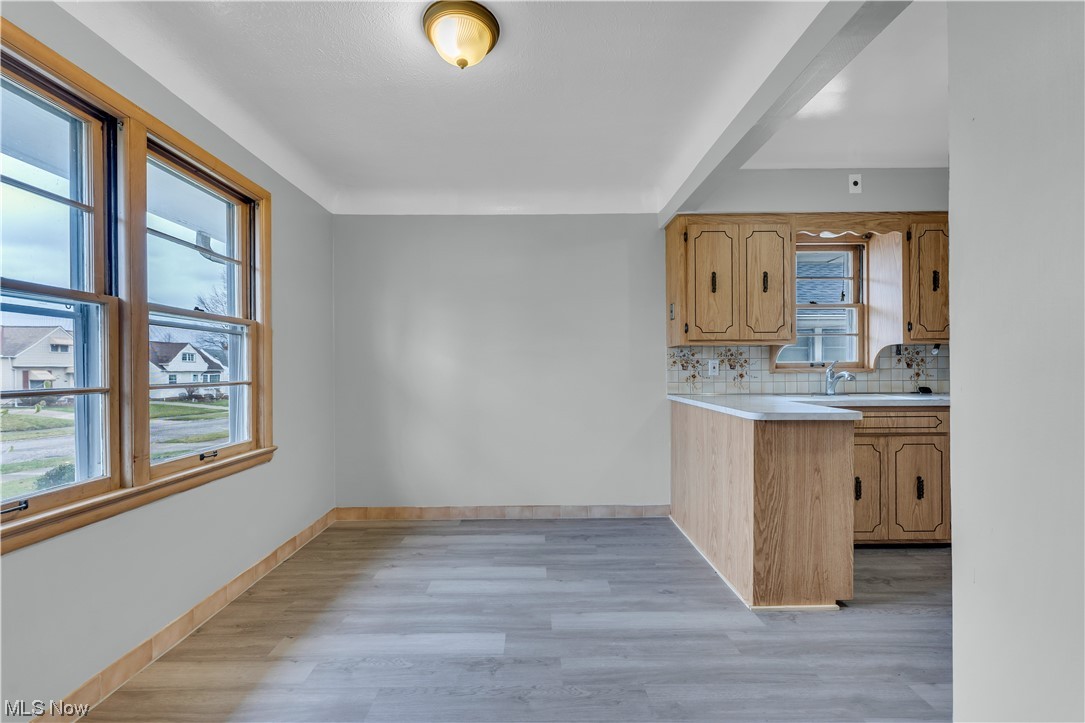 Suburban Dev Companys - Residential Lease