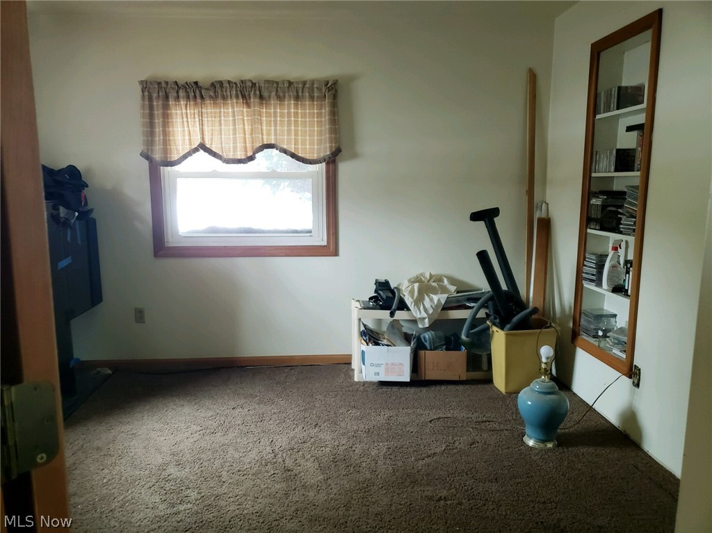 Lamont Urich 01 - Residential