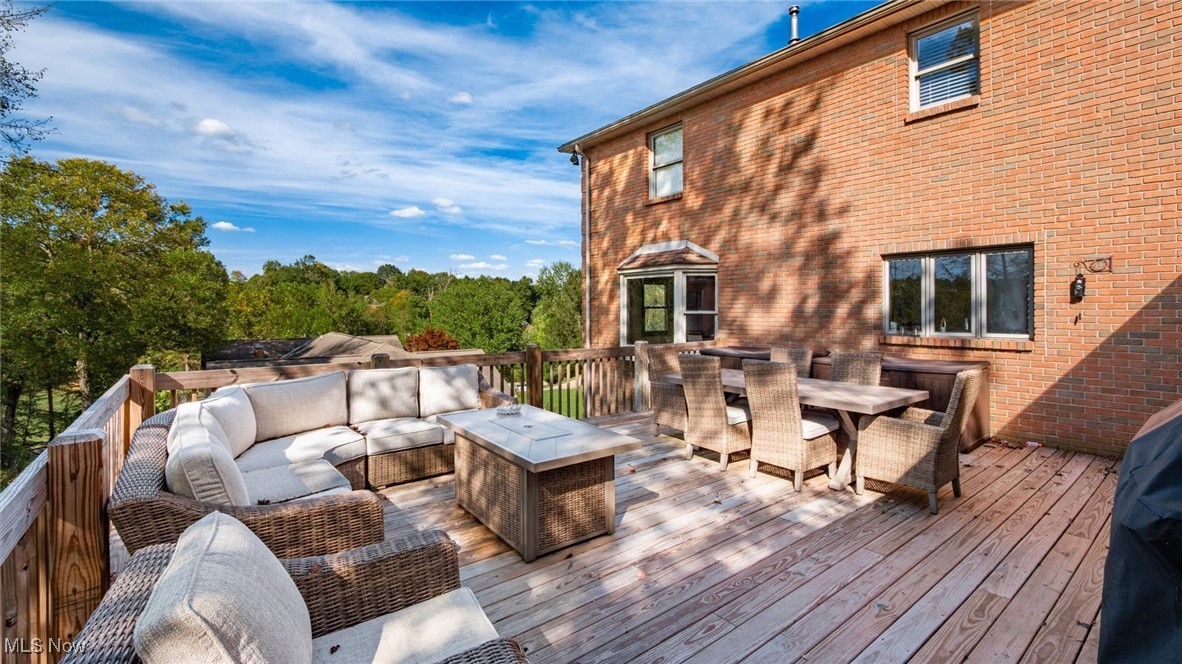 Laurel Ridge - Residential