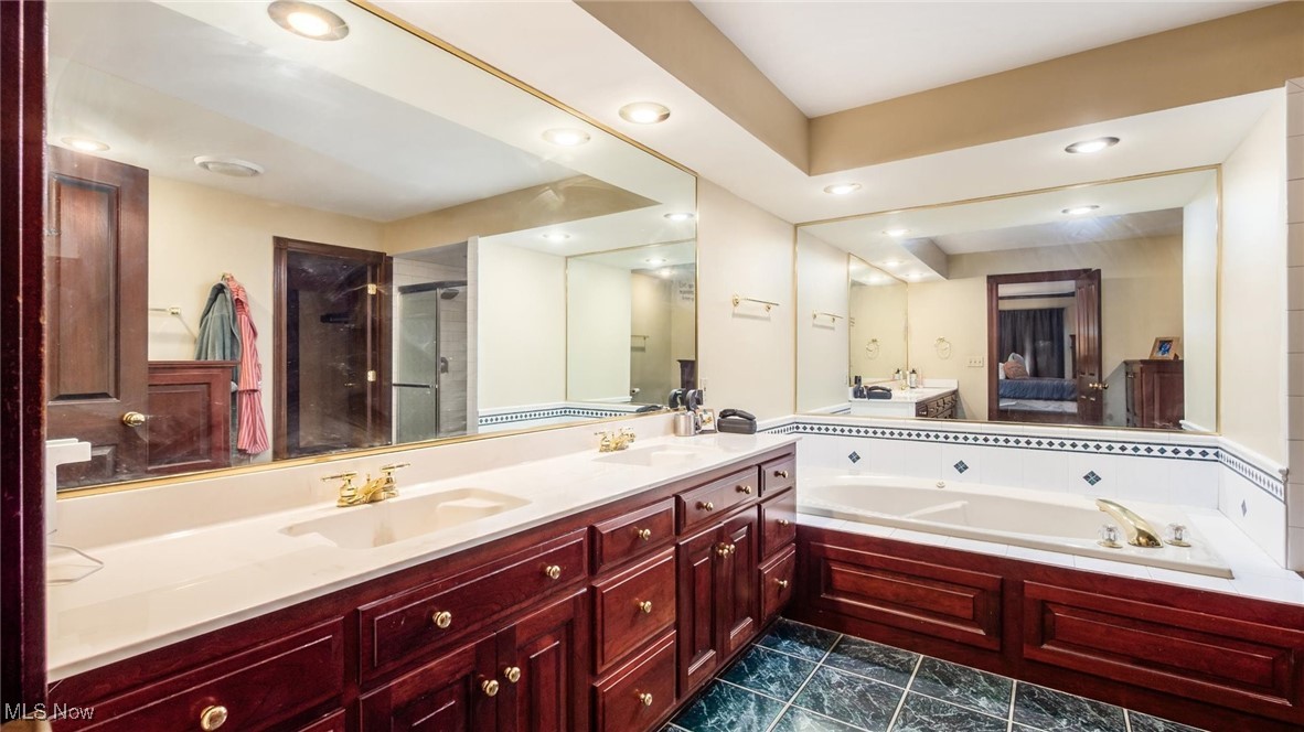 Laurel Ridge - Residential