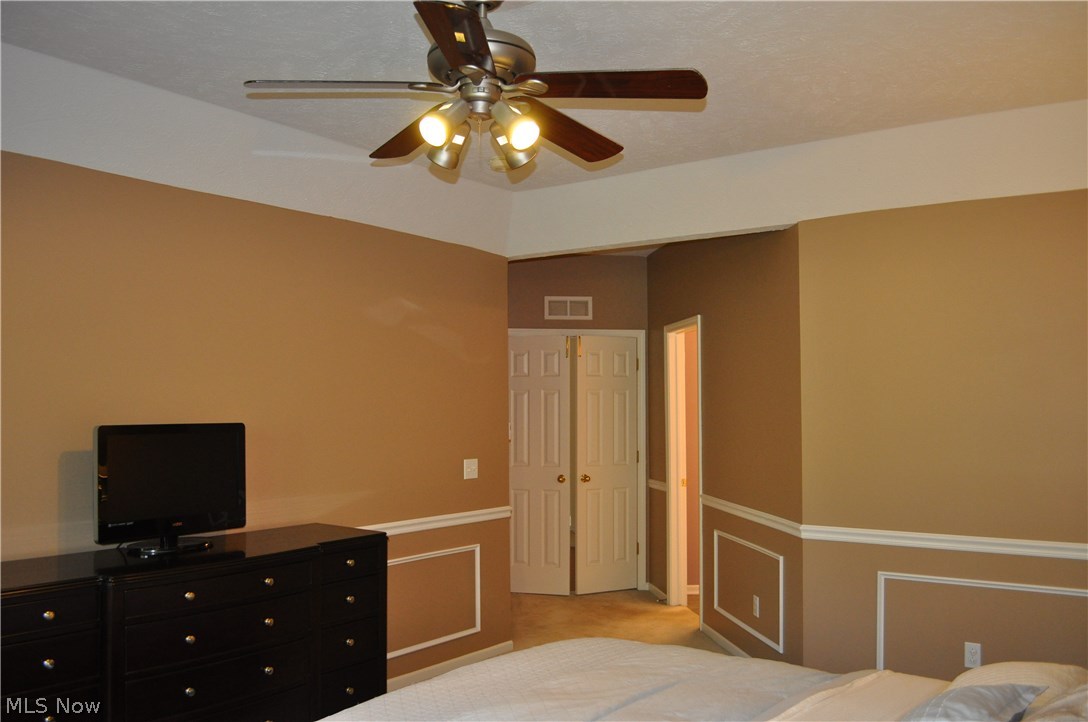 Woodhawk Club Condo 02 Ph V - Residential Lease