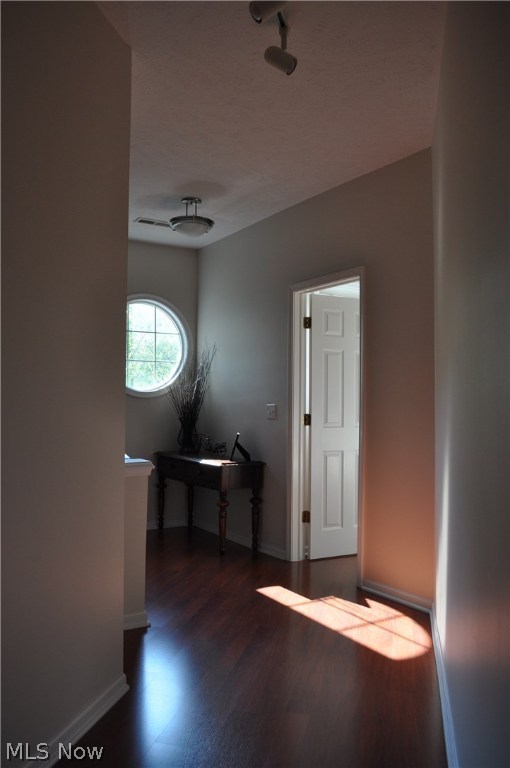 Woodhawk Club Condo 02 Ph V - Residential Lease