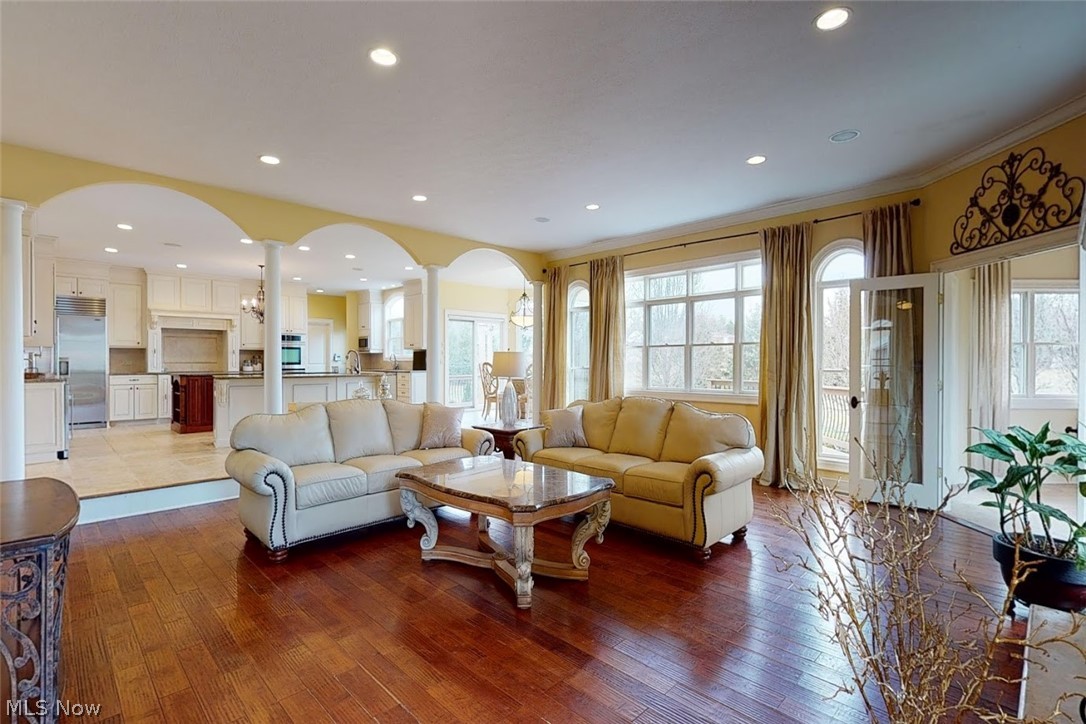 Estates/Conifer Acres - Residential