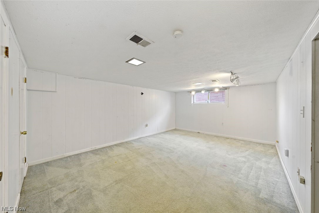 Richard 01 - Residential