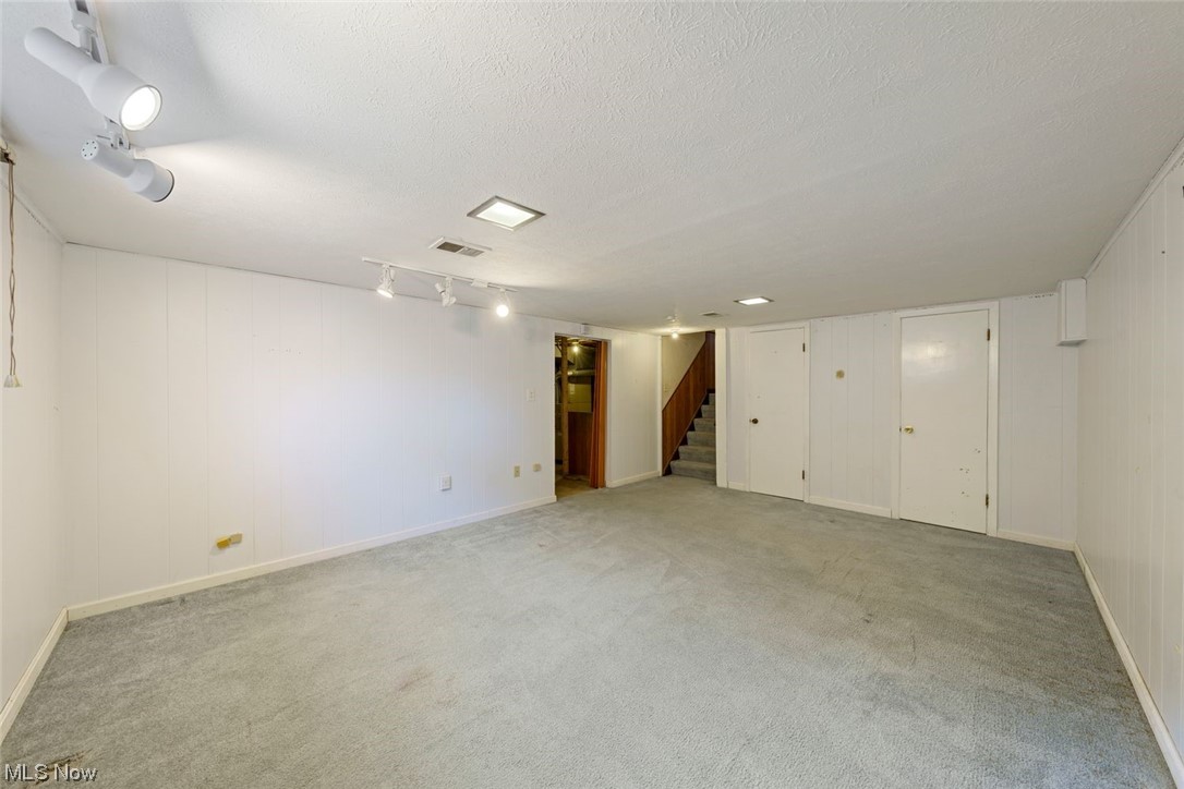 Richard 01 - Residential