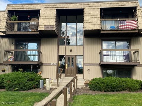 9501 Sunrise Boulevard Unit J34, North Royalton, OH 44133 - #: 5129718