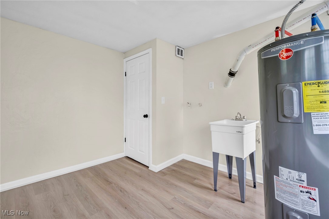 14817 Naples Avenue, Cleveland, Ohio image 21