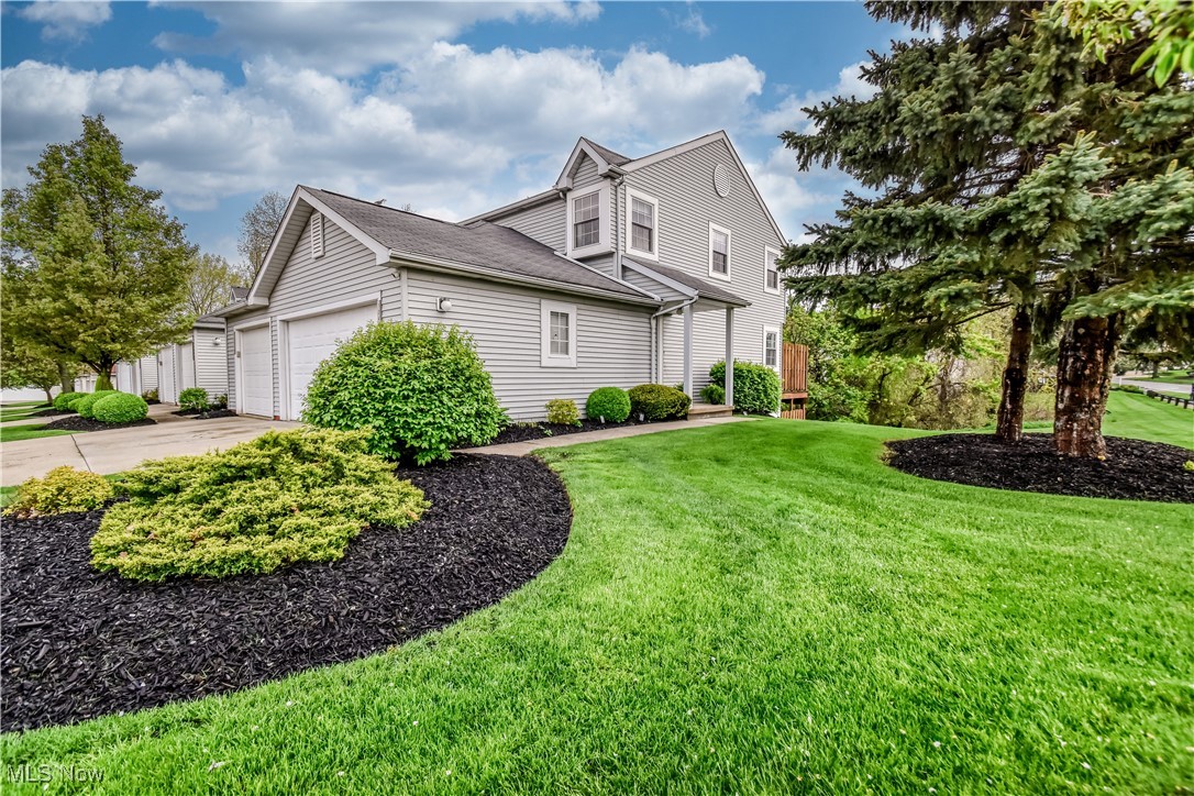 1240 Leeward Lane #A, Willoughby, Ohio image 1