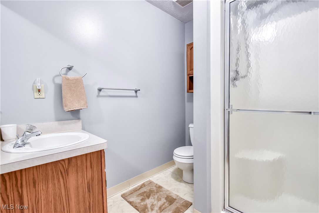 1240 Leeward Lane #A, Willoughby, Ohio image 11
