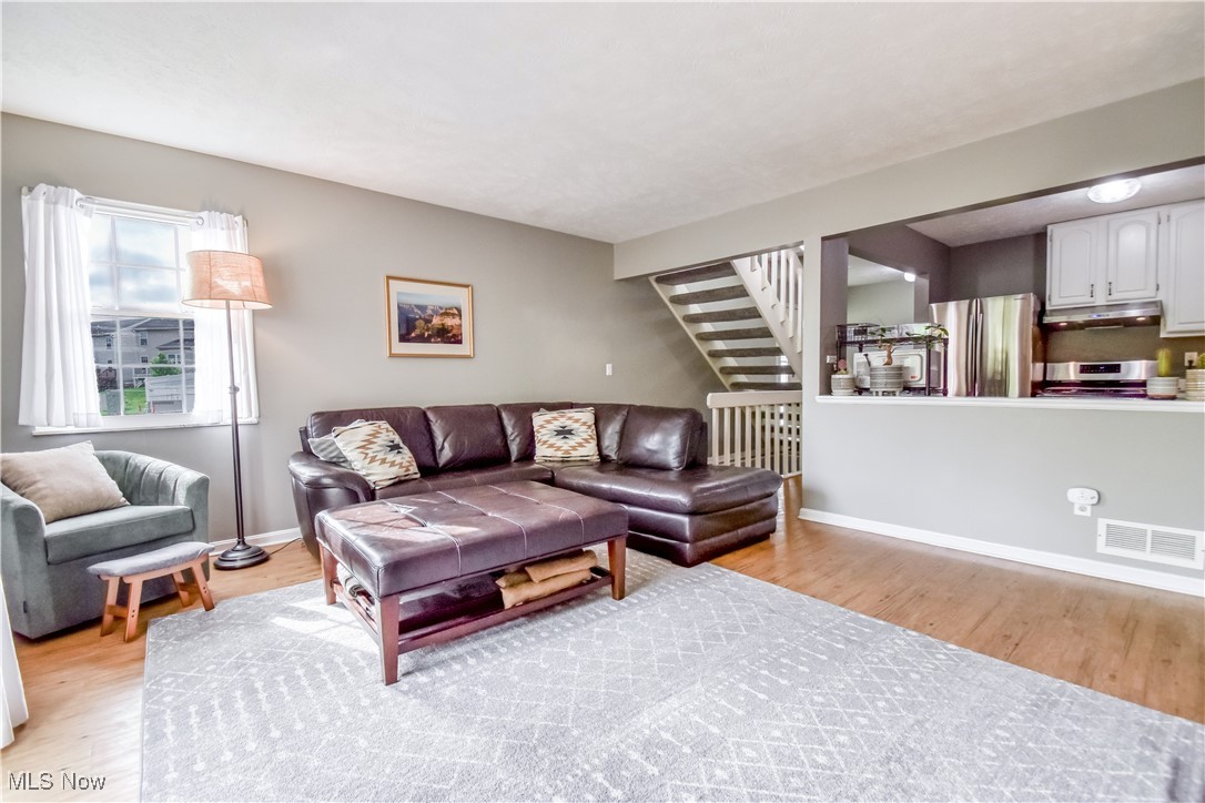 1240 Leeward Lane #A, Willoughby, Ohio image 5