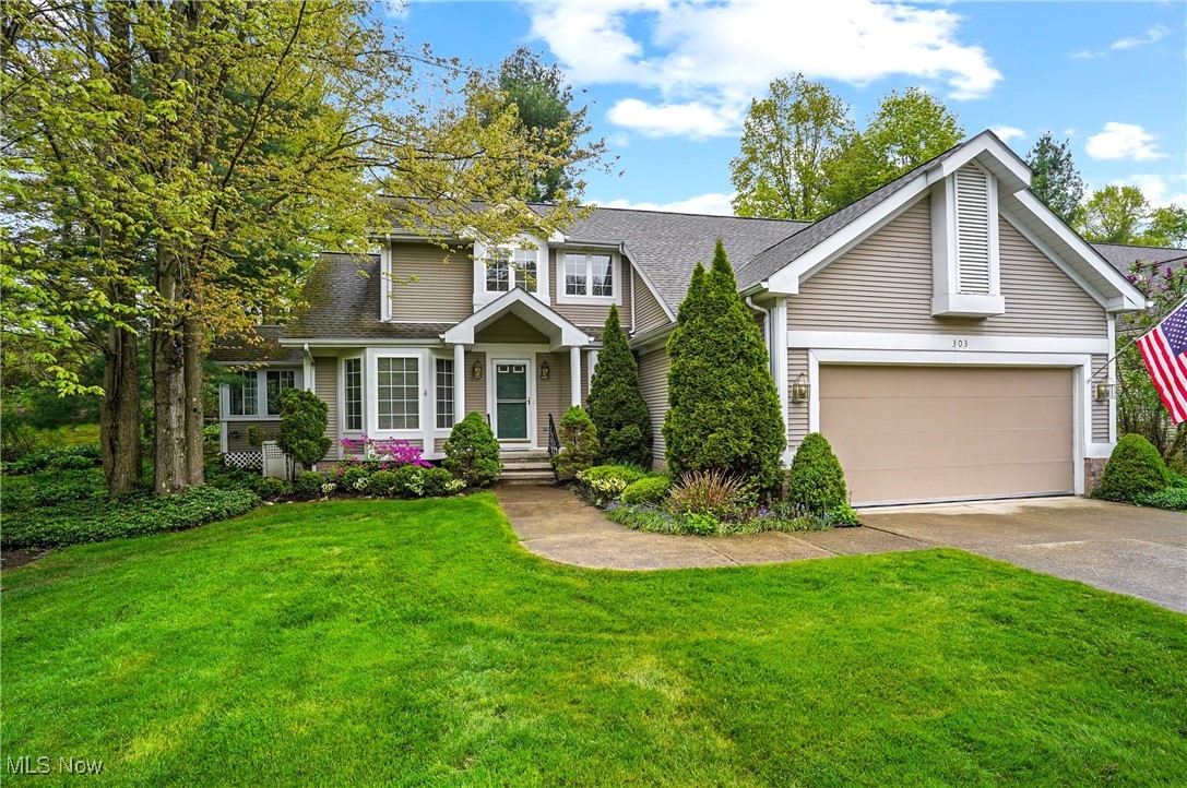 303 Greenway Drive, Chardon, Ohio image 1