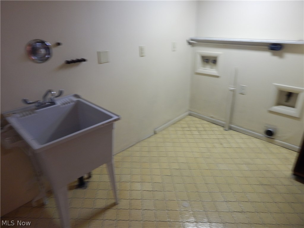 West Falls - Commercial Sale