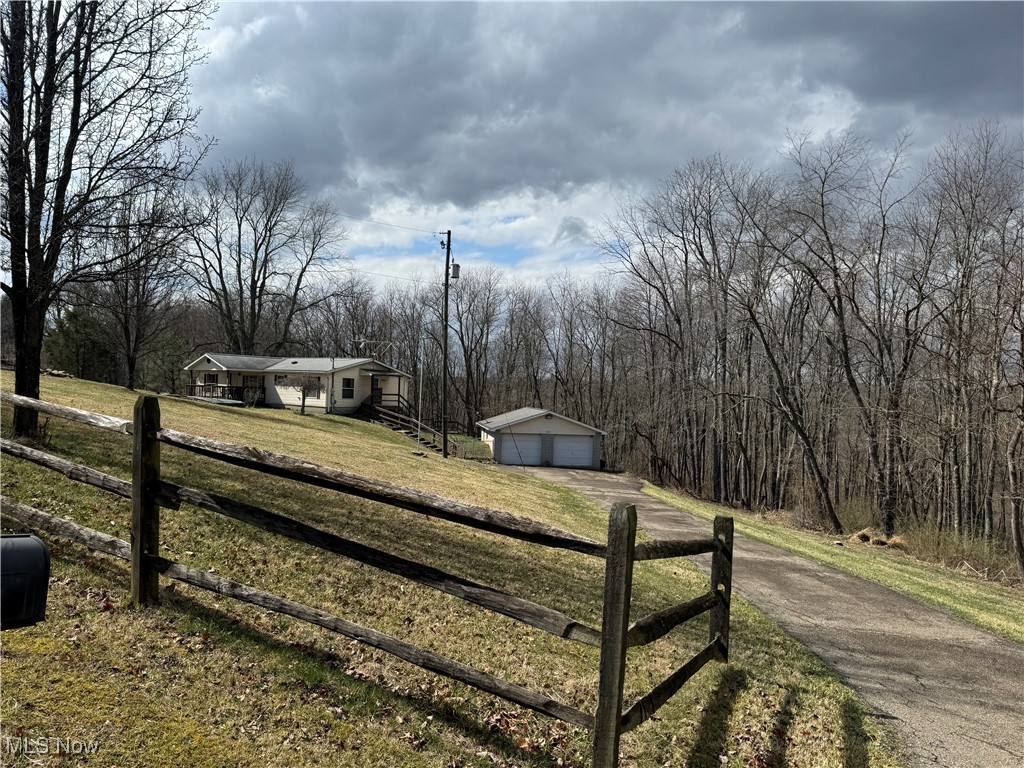 107 Township Road 223, Richmond, Ohio image 1