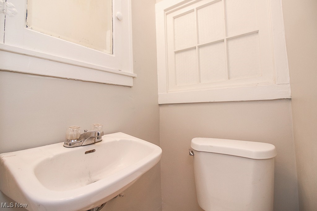 Uplands 02 - Residential Income