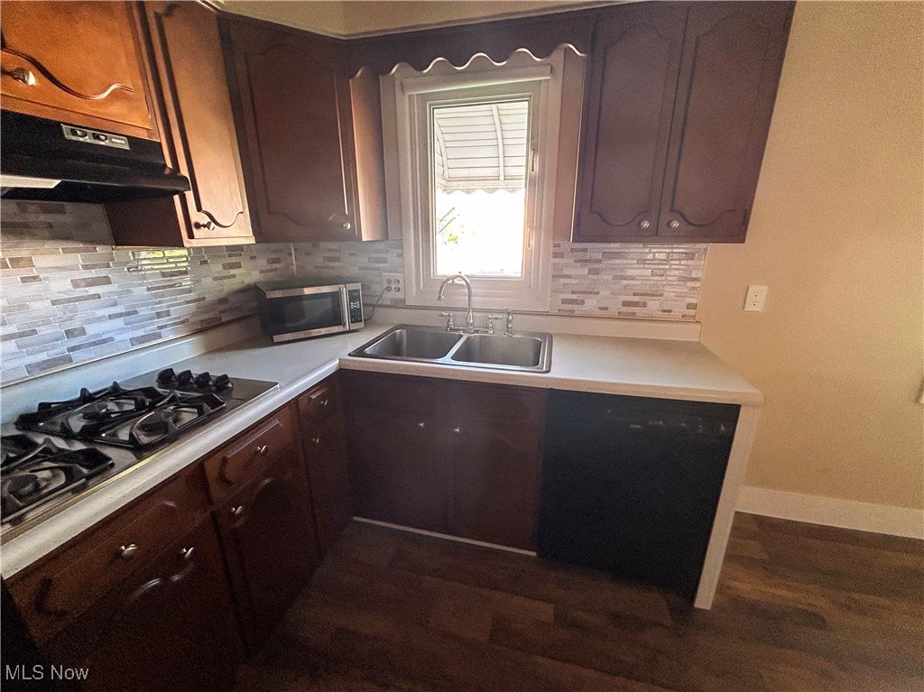 2466 Chaney Circle, Youngstown, Ohio image 6